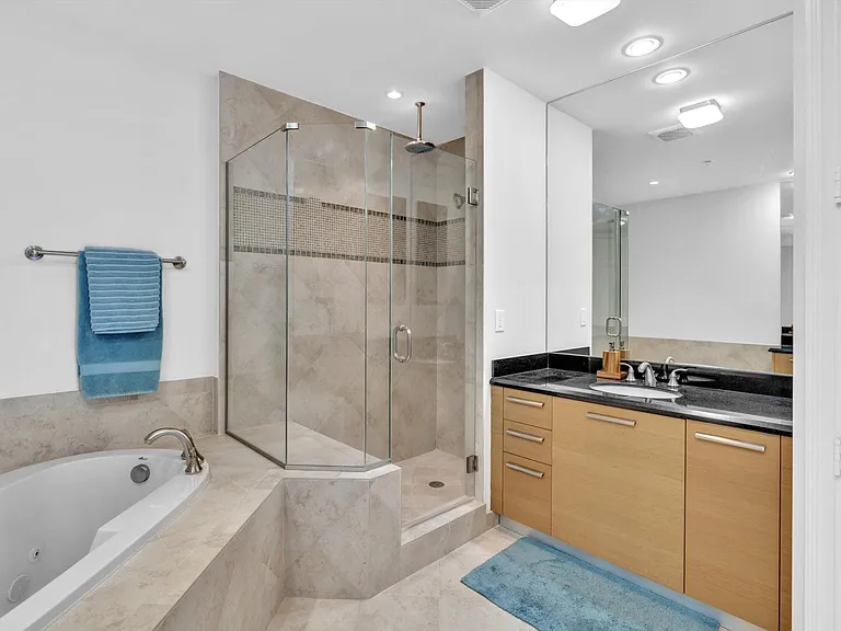4444 El Mar Dr #3305 — Photo 19