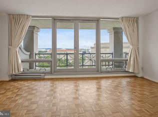 801 Pennsylvania Ave NW APT 1220, Washington, DC