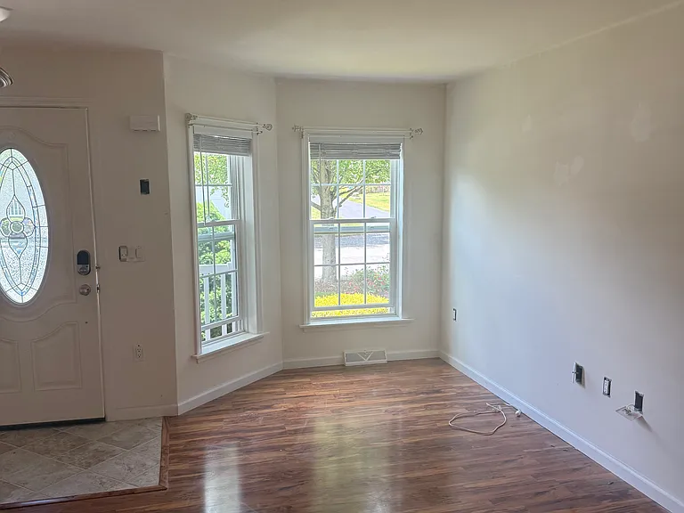 Casa Bella Way — Photo 3