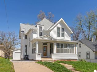 3828 Seward St, Omaha, NE 68111