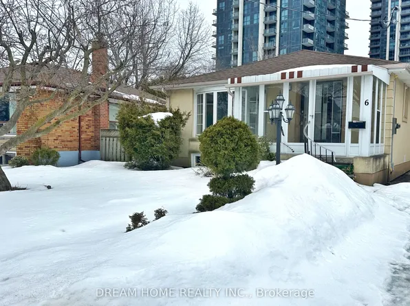 6 Clementine Sq, Toronto, ON