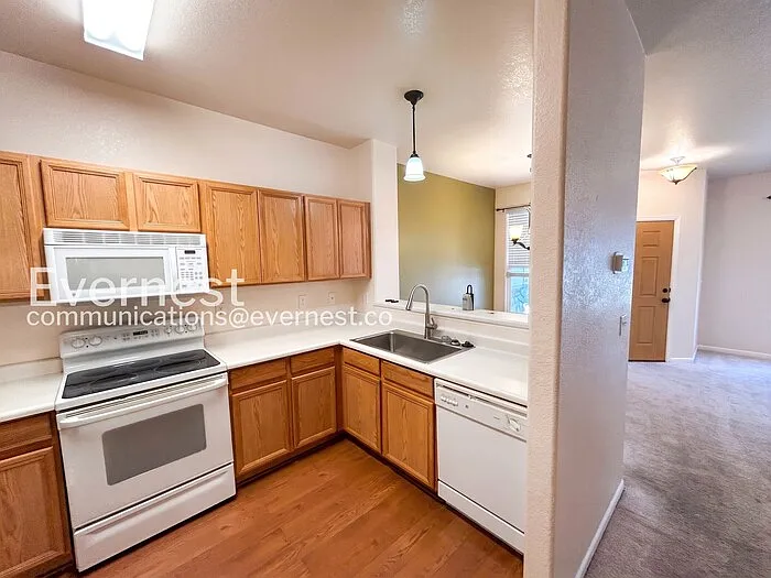5949 Chorus Hts — Photo 7