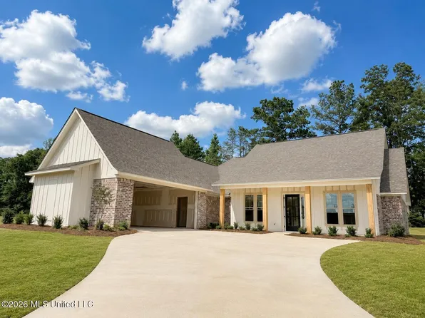 725 Celadon St, Brandon, MS 39042