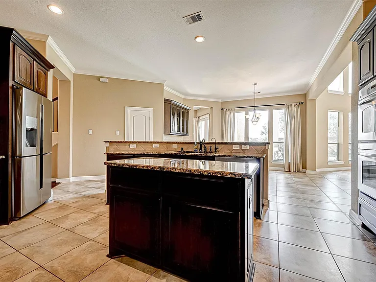 2914 Cotswold Ln — Photo 22