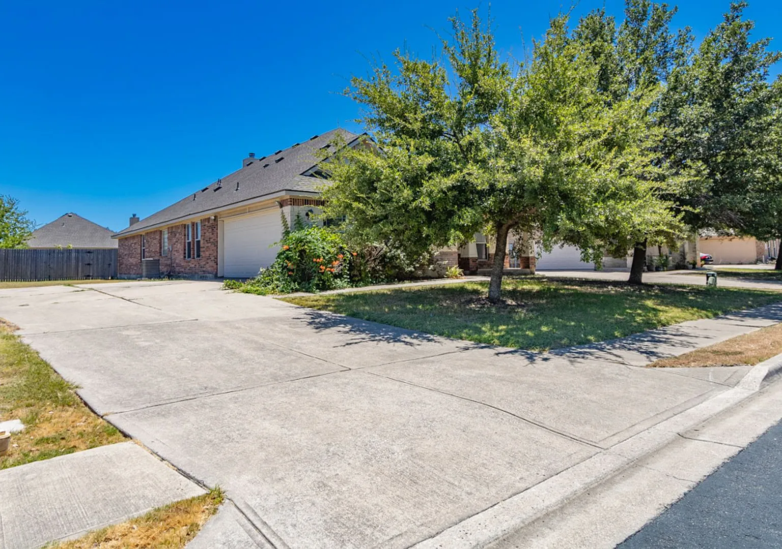 18745 Candace Loop — Photo 3