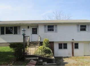 376 Holbrook Rd, Ronkonkoma, NY 11779