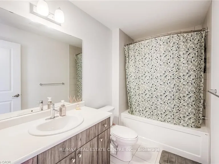 19 Baker Ln — Photo 14