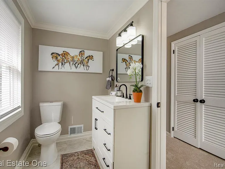 51275 Seven Mile Rd — Photo 18