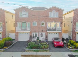 6 Kiesewetter Ln #1, Secaucus, NJ 07094