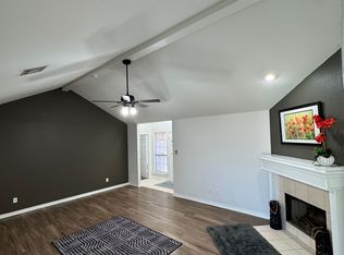 2143 Trishia Ln, Glenn Heights, TX 75154
