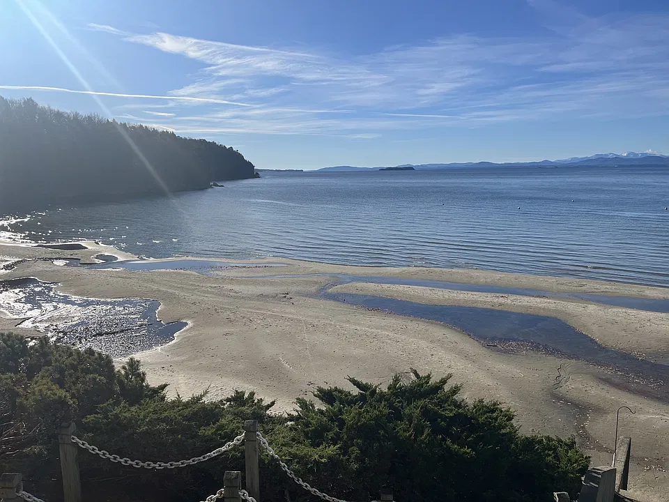 Little Eagle Bay and Little Eagle Bay Waterfront