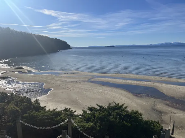Little Eagle Bay and Little Eagle Bay Waterfront