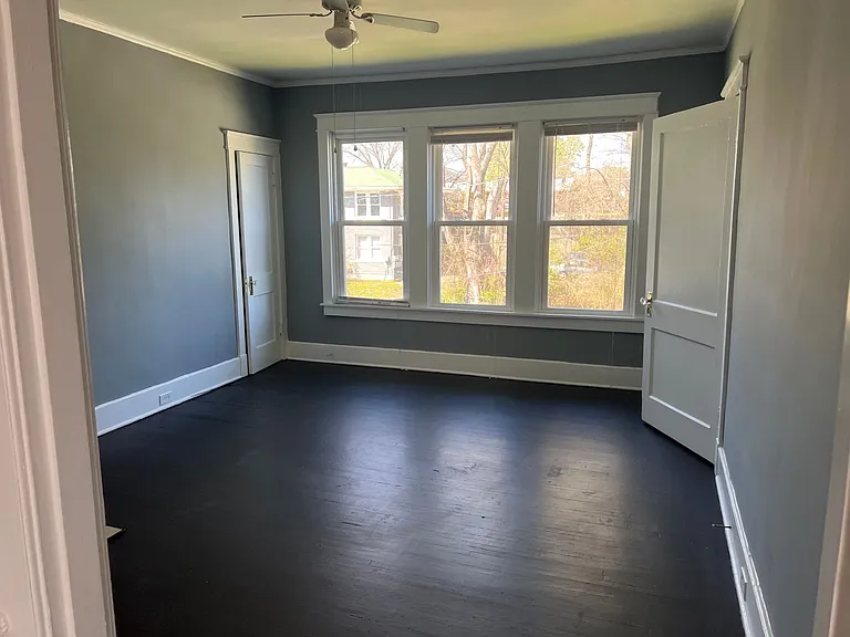 190 Hawthorne St — Photo 4
