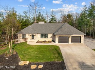 194 Forest View Dr #19, Crossville, TN 38558