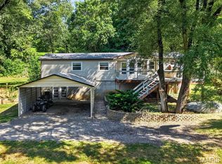 2741 Mullins Rd, Millstadt, IL 62260