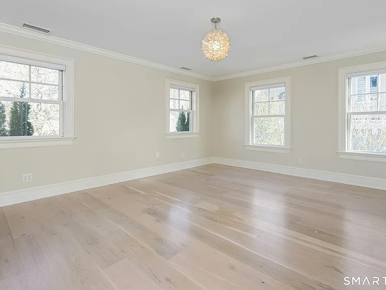 46 Cook Rd — Photo 17