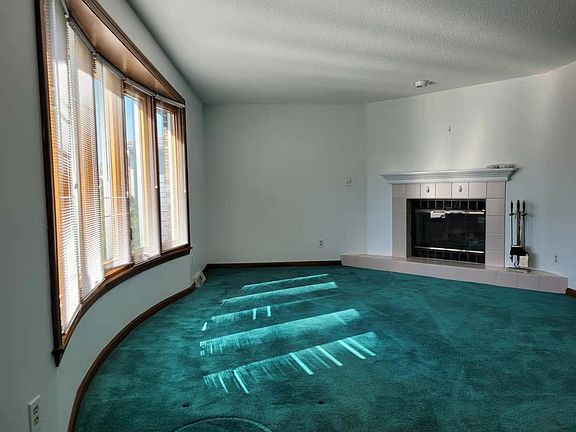2nd image of 35 Babbette Dr