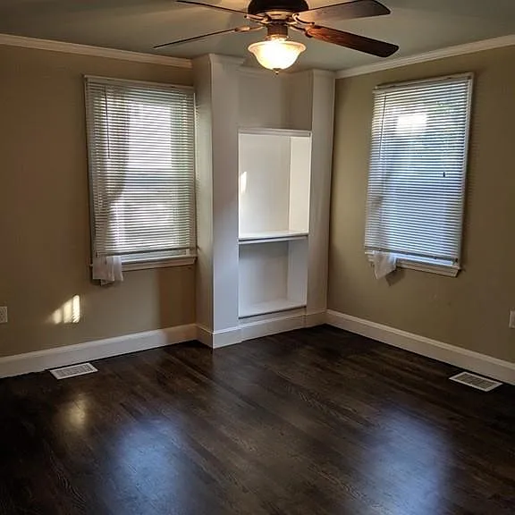 10 Woodbury Ct #1 — Photo 7