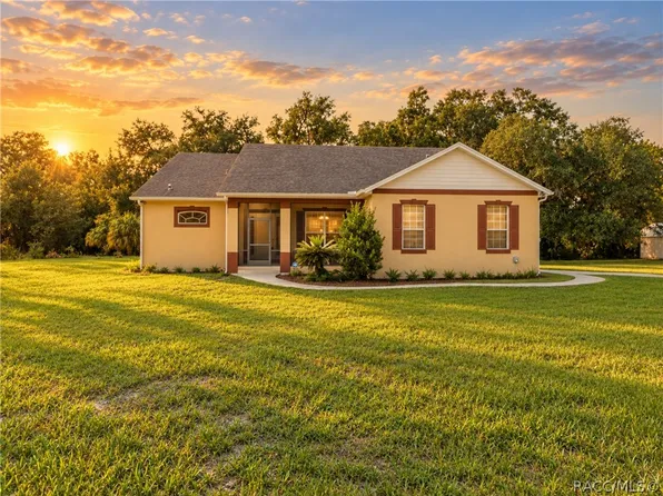 2340 SE 34th Way, Sumterville, FL 33585