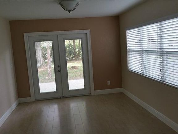 2nd image of 11003 N Oregon Ave