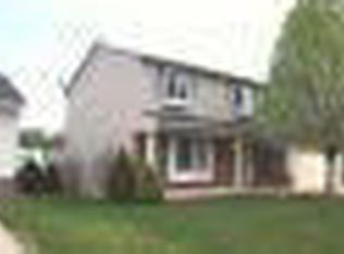 39224 Phlox Ln, Westland, MI 48186