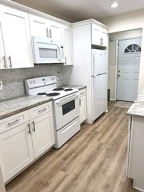 144 Cross Slope Ct Unit B
