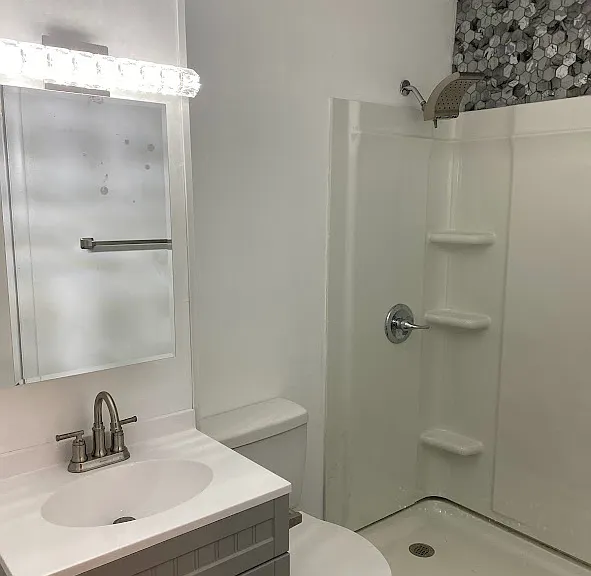308 Kenbrook Dr E — Photo 2