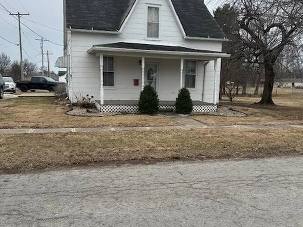 623 W Grant St, Pittsfield, IL 62363