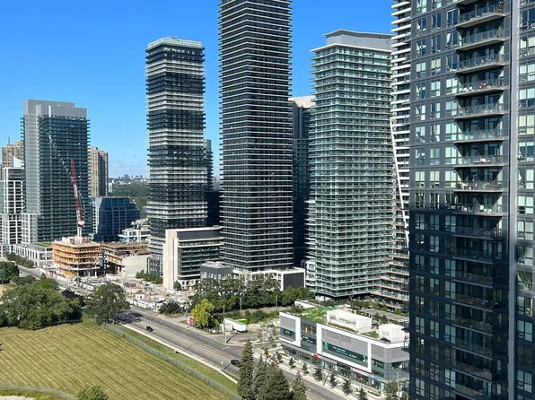 2220 Lake Shore Blvd W, Toronto, ON