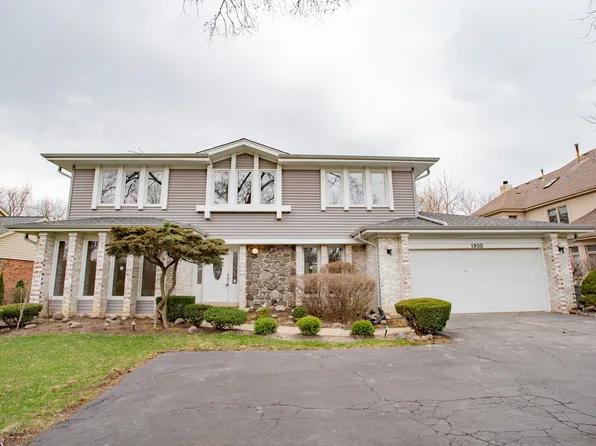 1900 Landwehr Rd, Northbrook, IL 60062