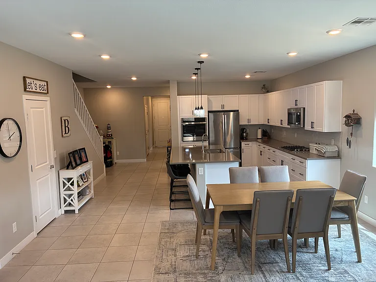 1357 Mariposa Way — Photo 6