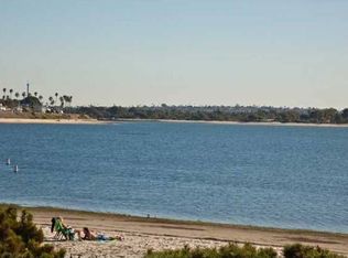 1227 Opal St, San Diego, CA 92109