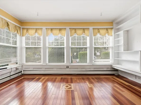 20 75th Street image 9 of 41