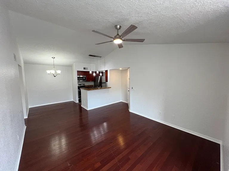 5168 Conroy Rd #1633 — Photo 6