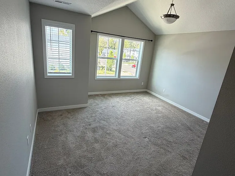 332 E Wayno Way — Photo 23