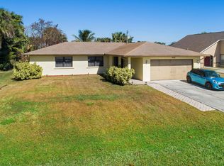 1009 SW Dalton Ave, Port Saint Lucie, FL 34953