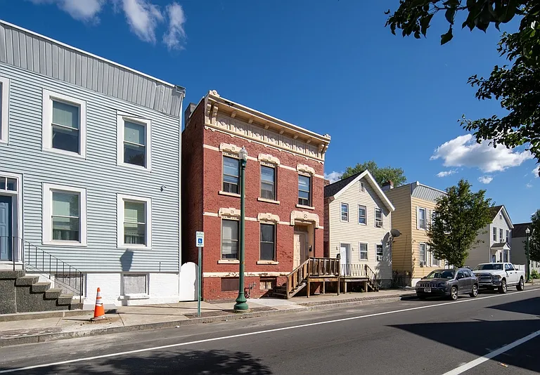 500 2nd St #2 — Photo 34