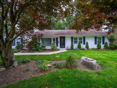 24 Darling St, Warwick, RI, 02886