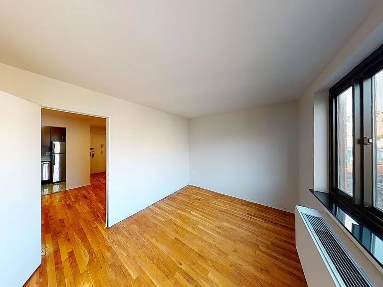 284 Mott St #4E — Photo 8