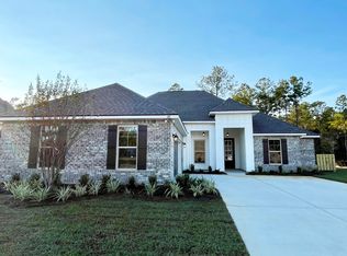 48 Celestial Cir, Freeport, FL 32439