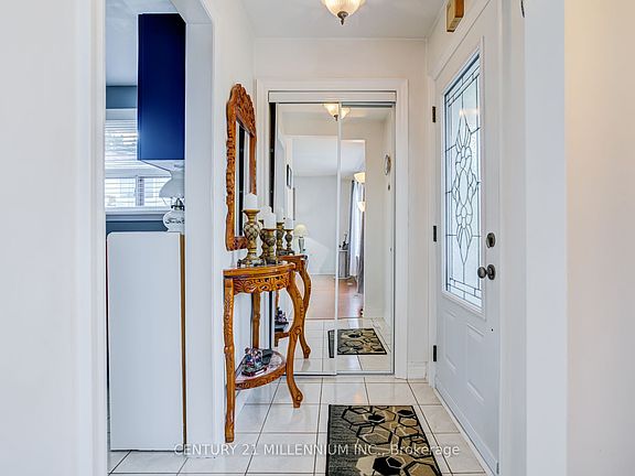 3rd image of 150 Folkstone Cres