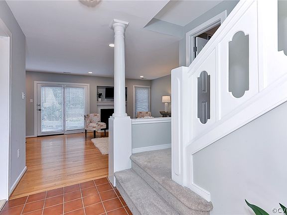 5th image of 8136 Greystone East Cir