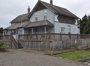 205 6th St NW, Long Beach, WA