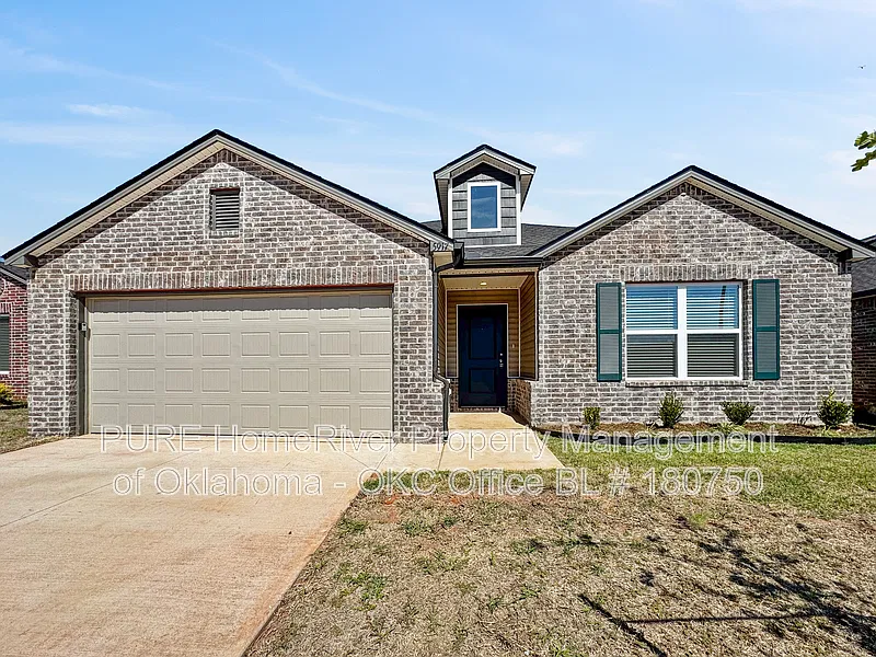 3 bed, 2.0 bath, 1355 sqft, $1,825 — Photo 1
