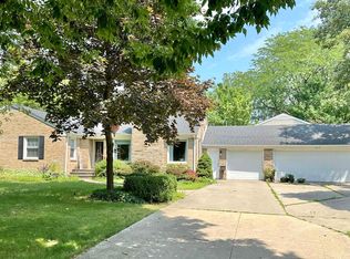 309 Birney St, Essexville, MI