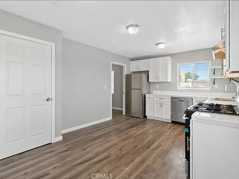 211 W Buena Vista St #1 & 2 — Photo 6
