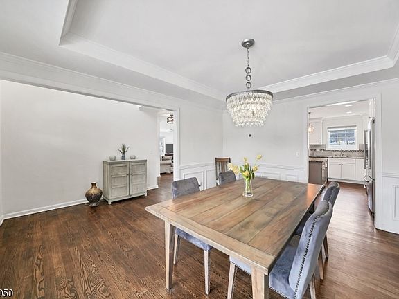 5th image of 257 Bartley Rd