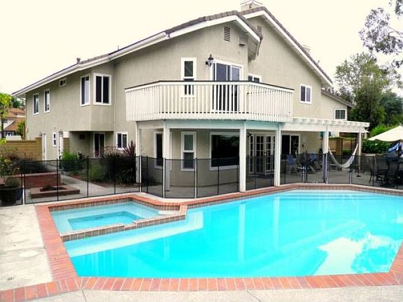 3rd image of 24836 Elena Dr