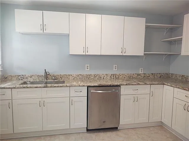 2 bed, 1.0 bath, 1500 sqft, $2,100 — Photo 4