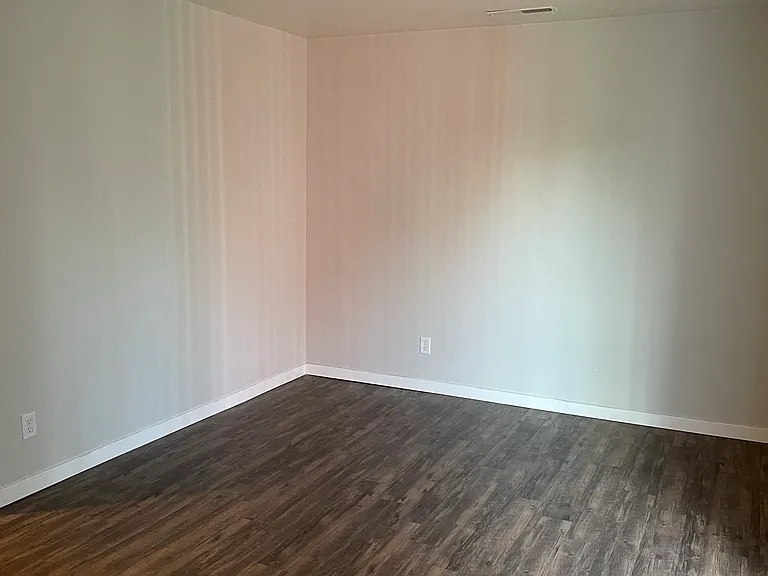 409 S Johnson St #6 — Photo 6
